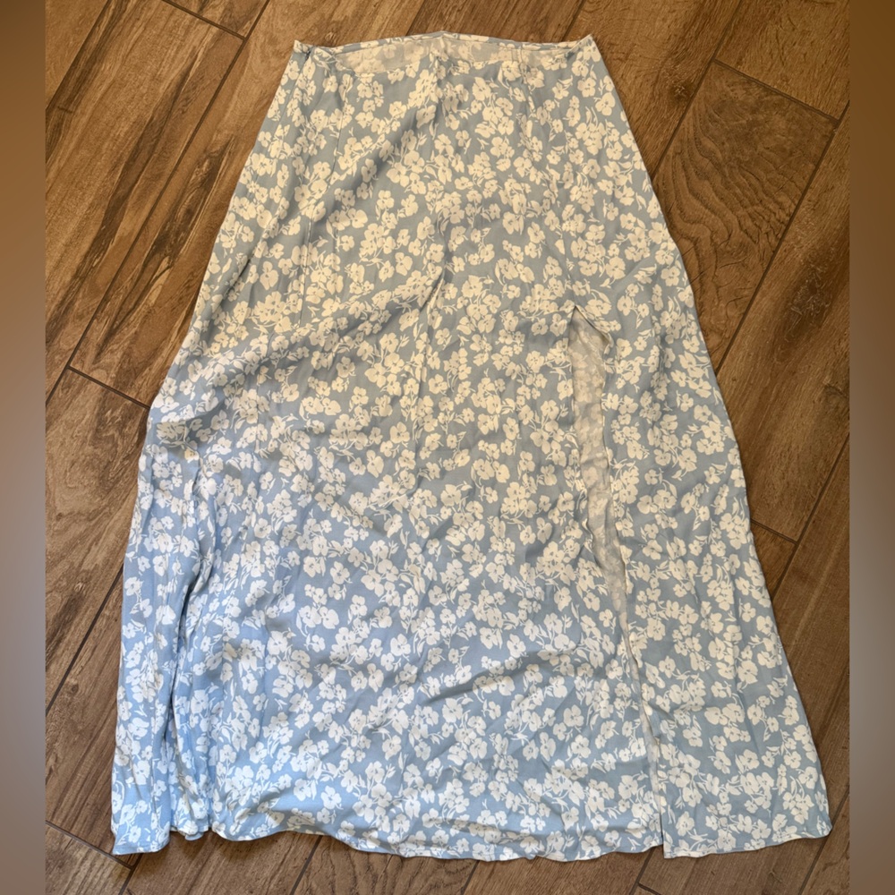 Reformation Blue and White Floral A-Line Skirt